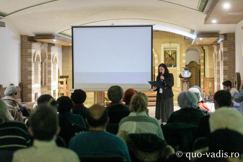 Proiecția filmului „Un înger în trup. Sfântul Ioan al Shanghaiului” / Foto: pr. Silviu Cluci
